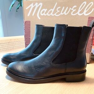 Madewell Benning Chelsea Boot in Black Leather - Size 10 - NWT!
